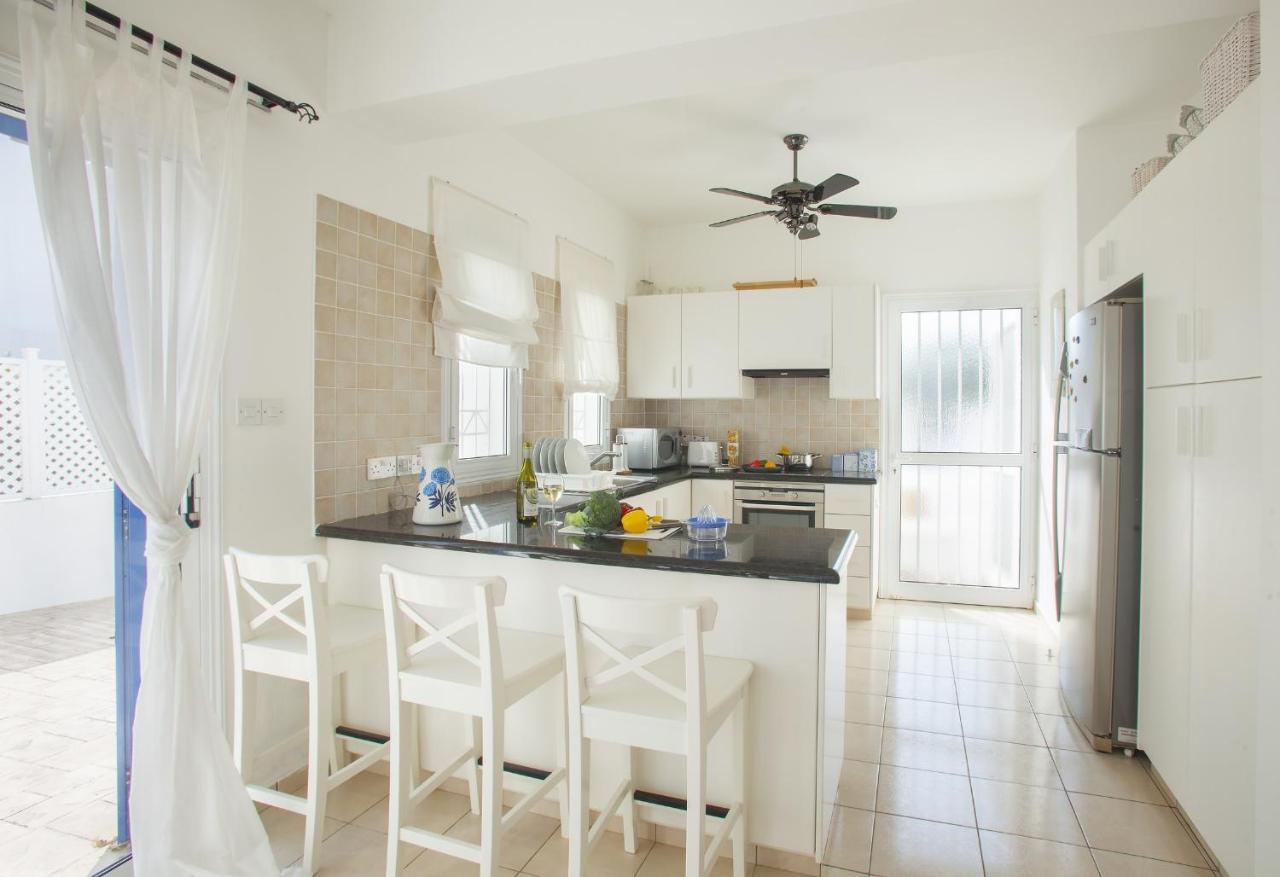 Mimoza Seafront Villa Protaras Dış mekan fotoğraf